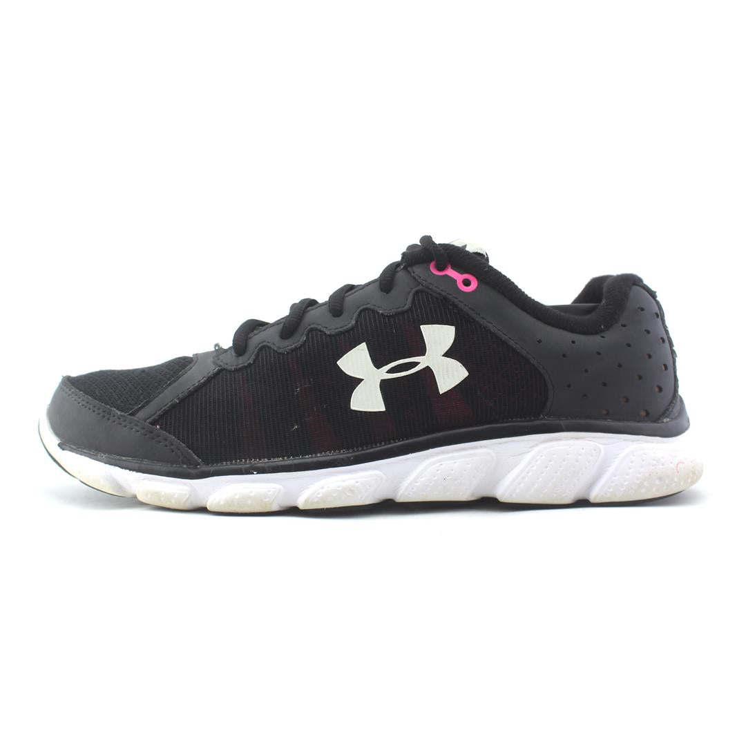 UNDER ARMOUR ASSERT 7