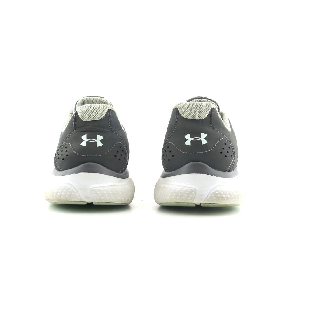 UNDER ARMOUR MICRO G ASSERT 7