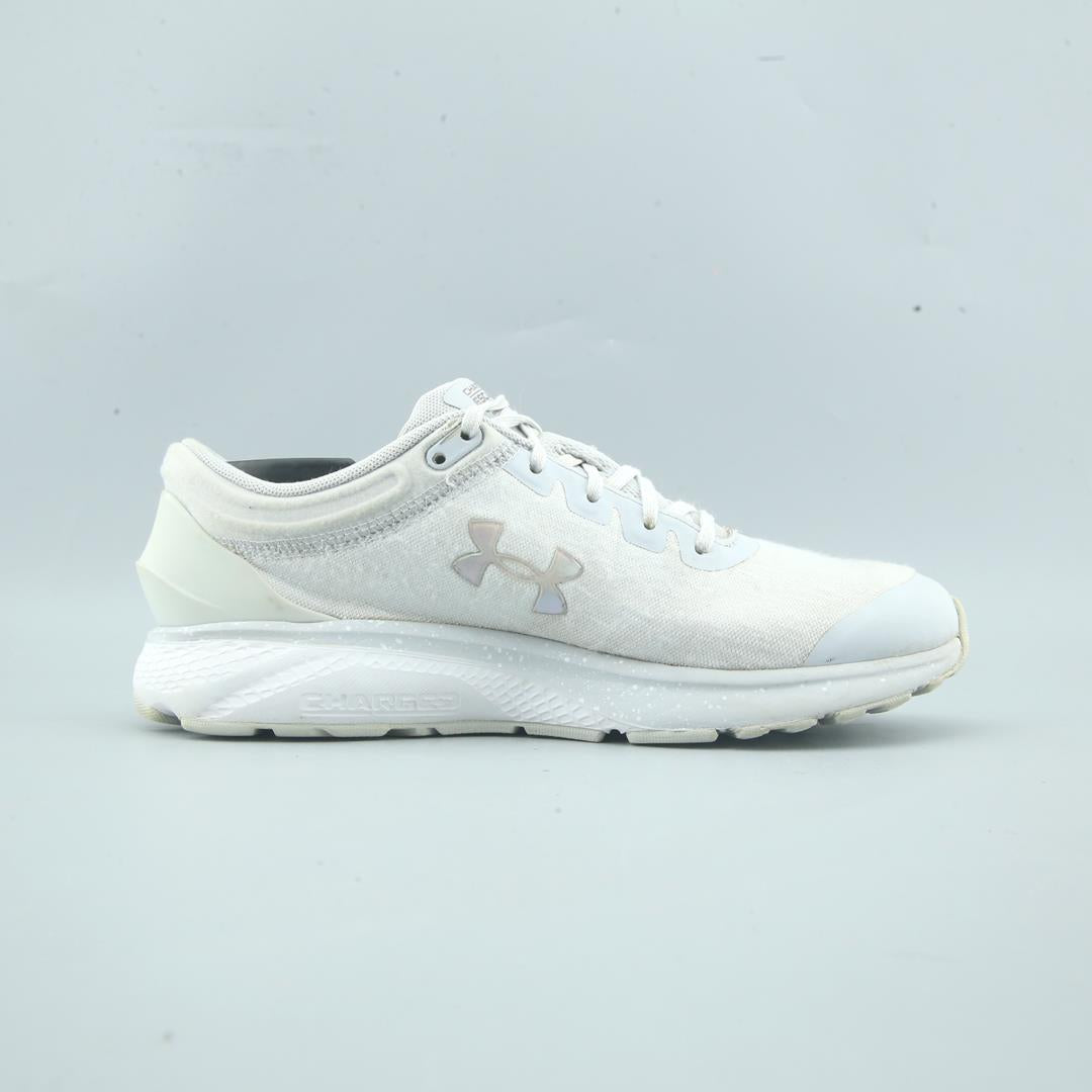 UNDER ARMOUR CHARGED ESCAPE 3