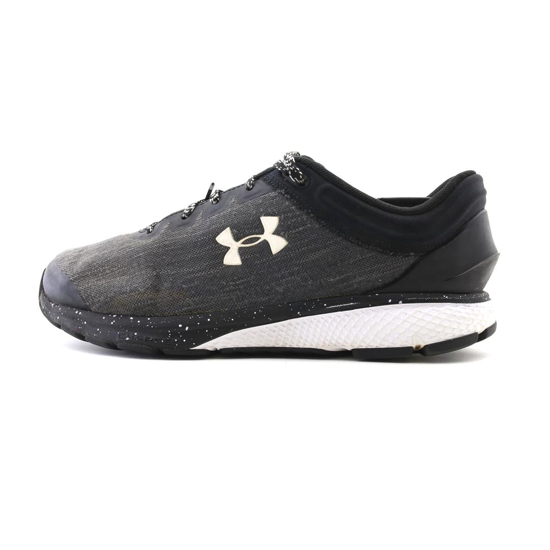 UNDER ARMOUR CHARGED ESCAPE 3