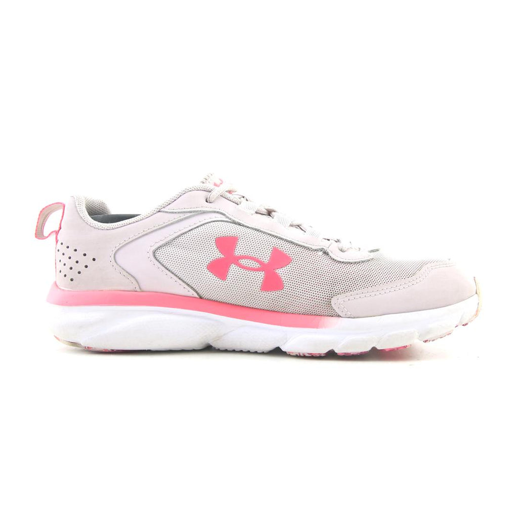 UNDER ARMOUR ASSERT 9