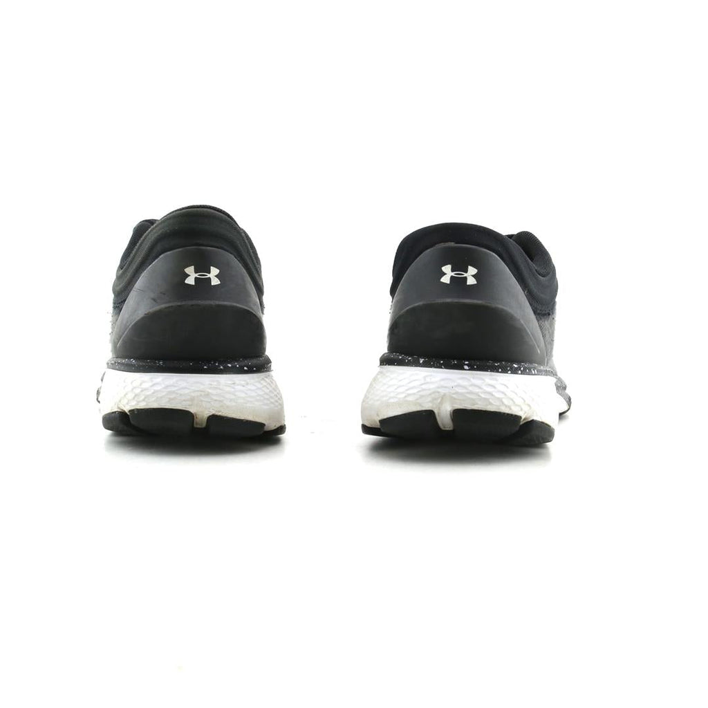 UNDER ARMOUR CHARGED ESCAPE 3 EVO