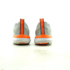UNDER ARMOUR ASSERT 9