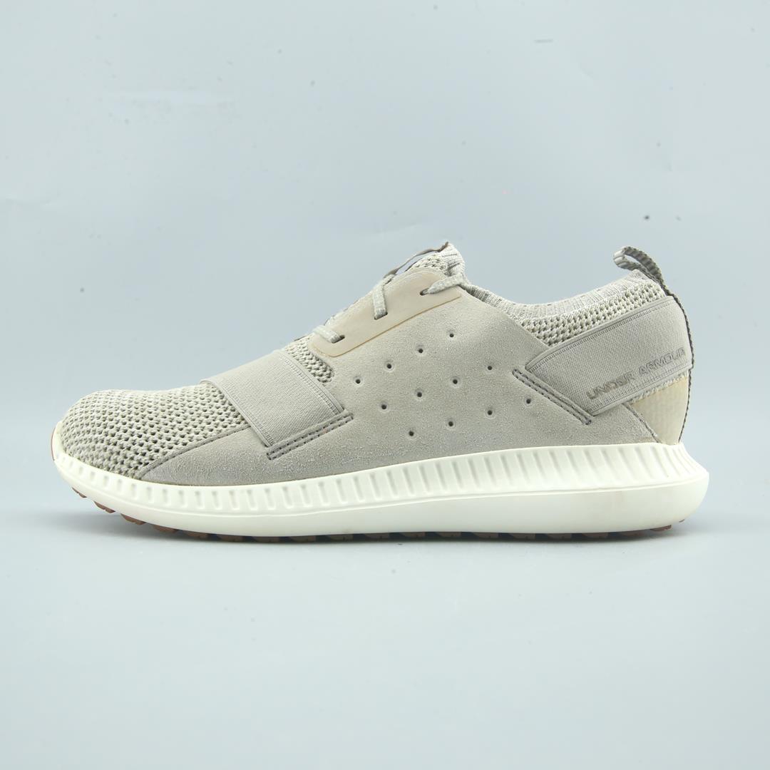 UNDER ARMOUR THREADBORNE SHIFT