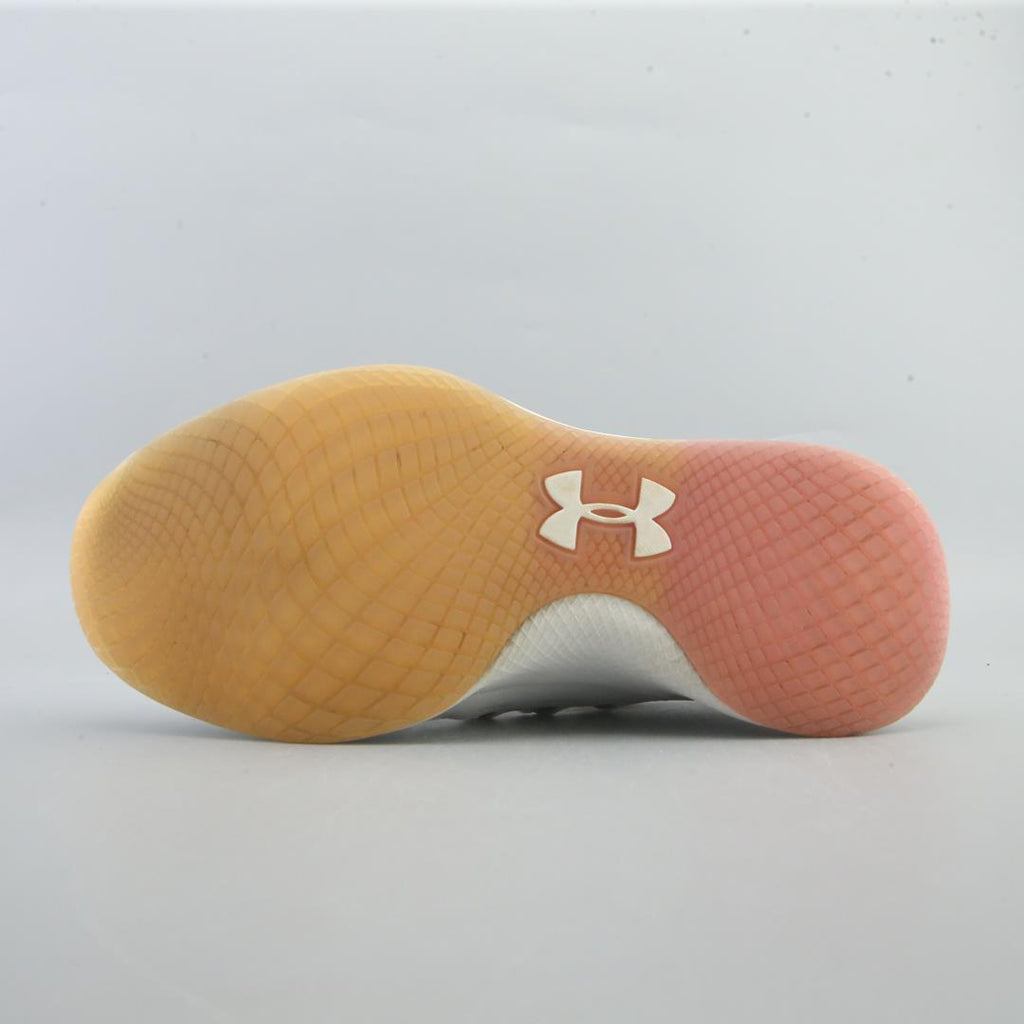 UNDER ARMOUR CHARGED BREATHE