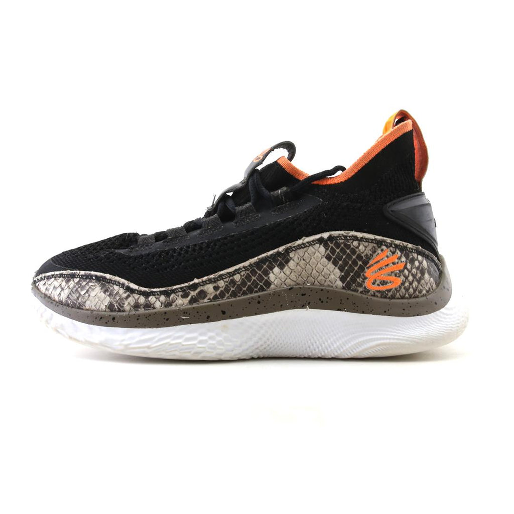 UNDER ARMOUR  CURRY FLOW 8