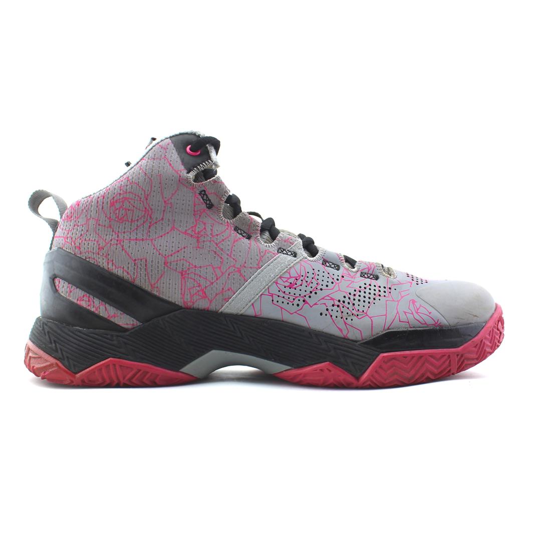 UNDER ARMOUR CURRY 2