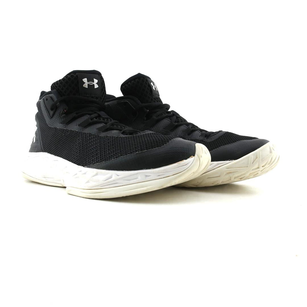UNDER ARMOUR  JET MID