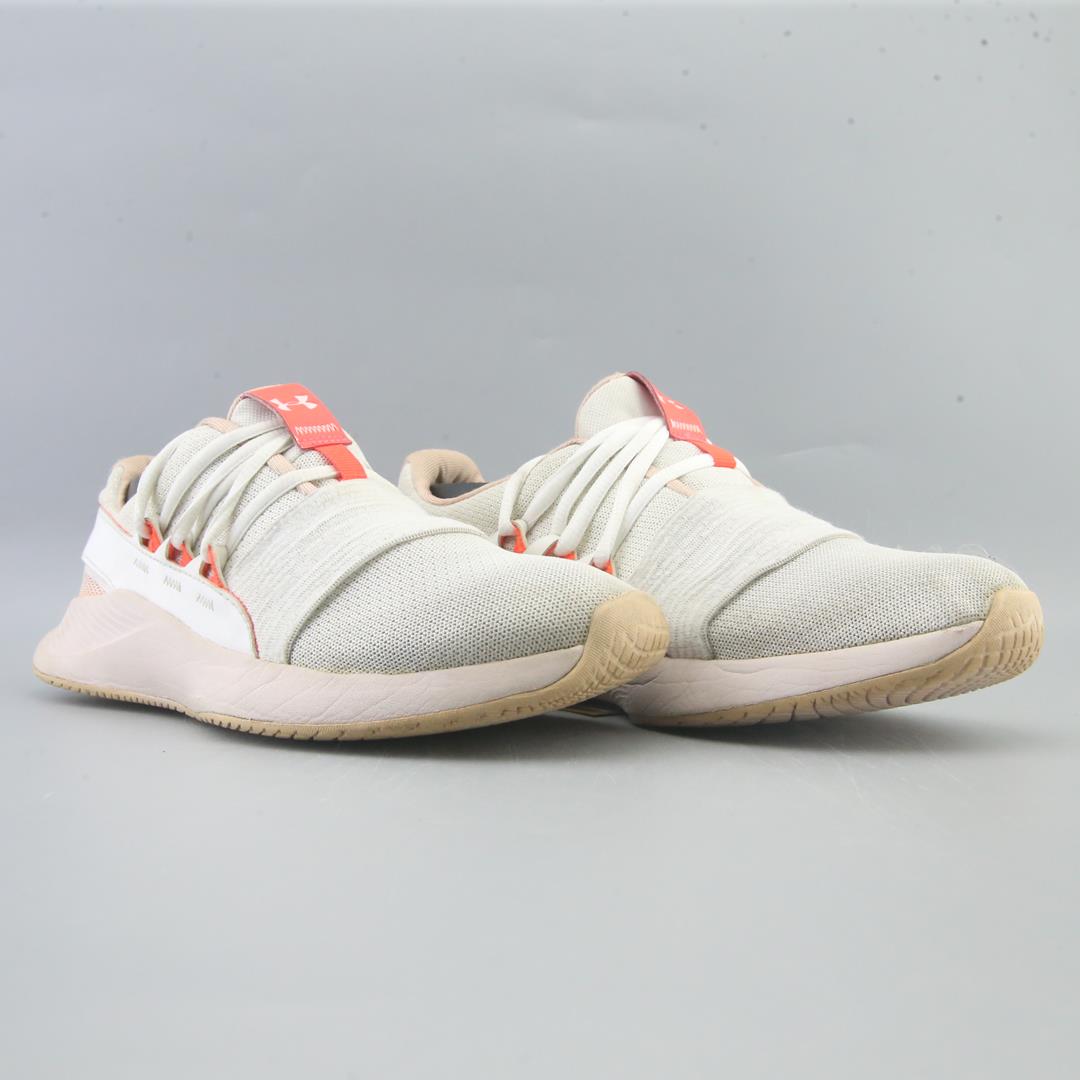 UNDER ARMOUR CHARGED BREATHE