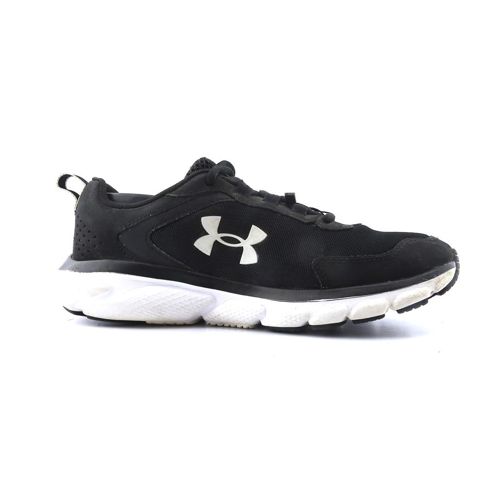 UNDER ARMOUR ASSERT 9