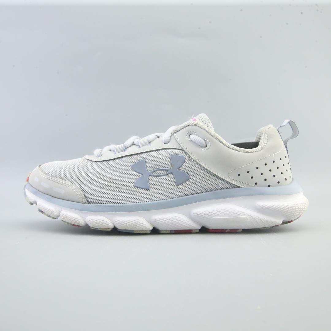 UNDER ARMOUR CHARGED ASSERT 8