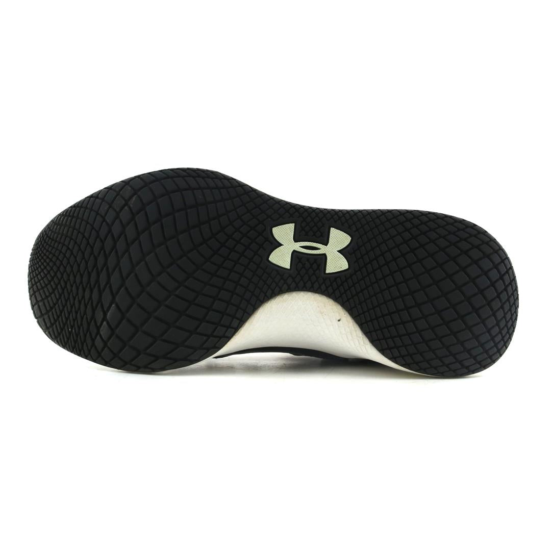 UNDER ARMOUR CHARGED BREATHE