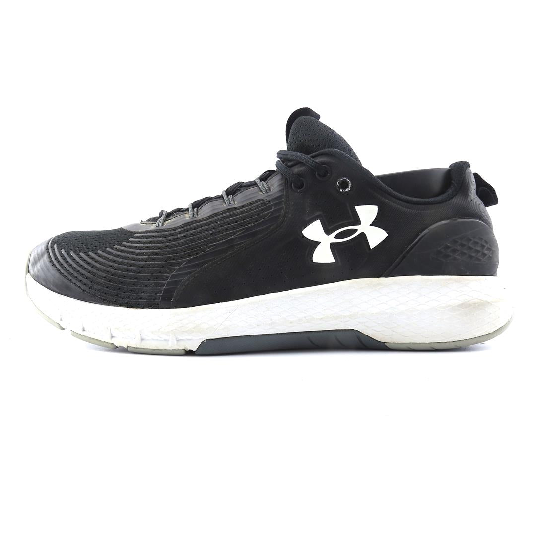 UNDER ARMOUR CHARGED COMMIT 3
