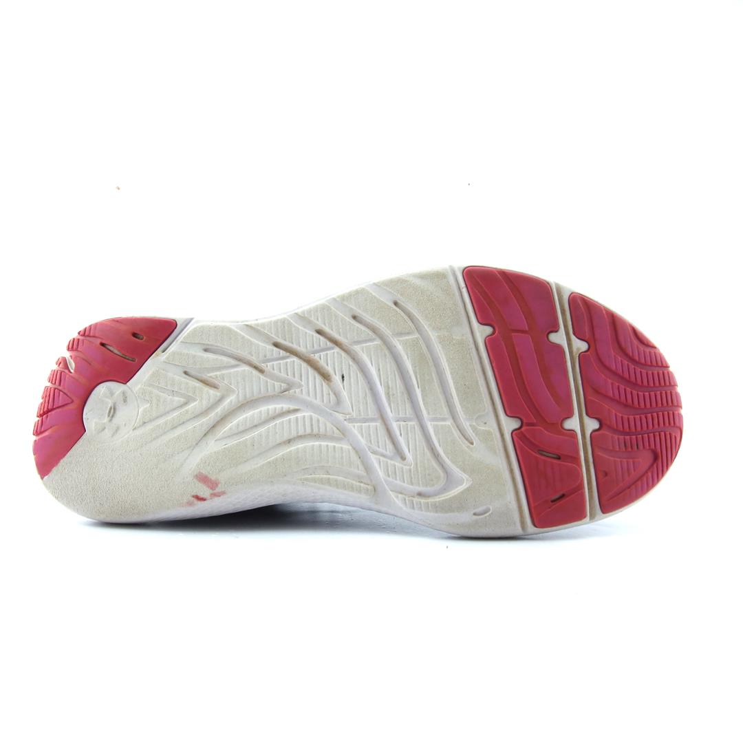 UNDER ARMOUR PURSUIT