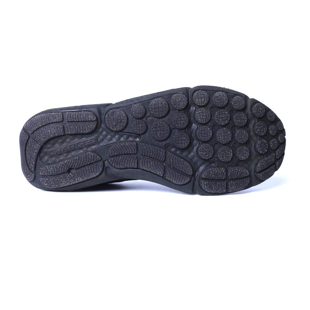 UNDER ARMOUR CHARGED ASSERT 10