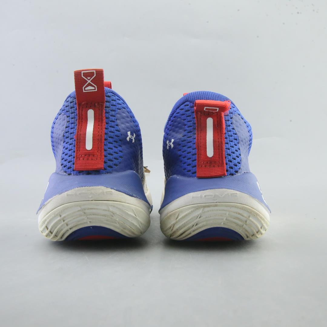 UNDER ARMOUR EMBIID 1