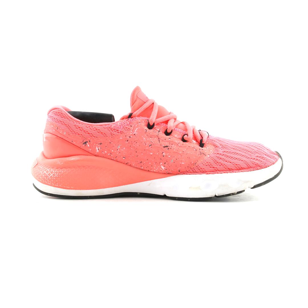 UNDER ARMOUR CHARGED VANTAGE KNIT