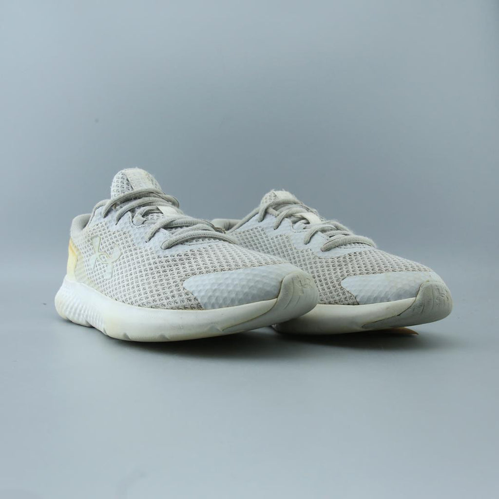 UNDER ARMOUR CHARGED ROGUE 3