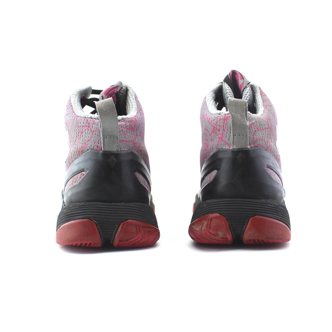 UNDER ARMOUR CURRY 2