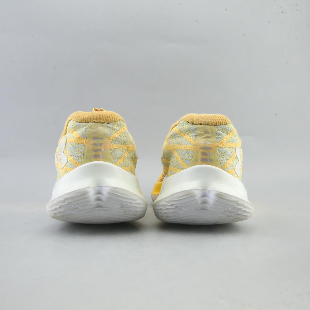 UNDER ARMOUR VELOCITI ELITE 2