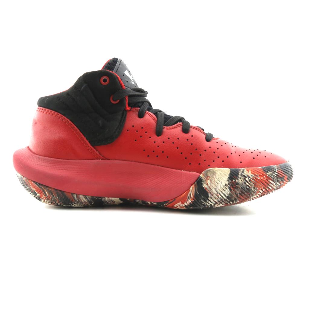UNDER ARMOUR JET 21