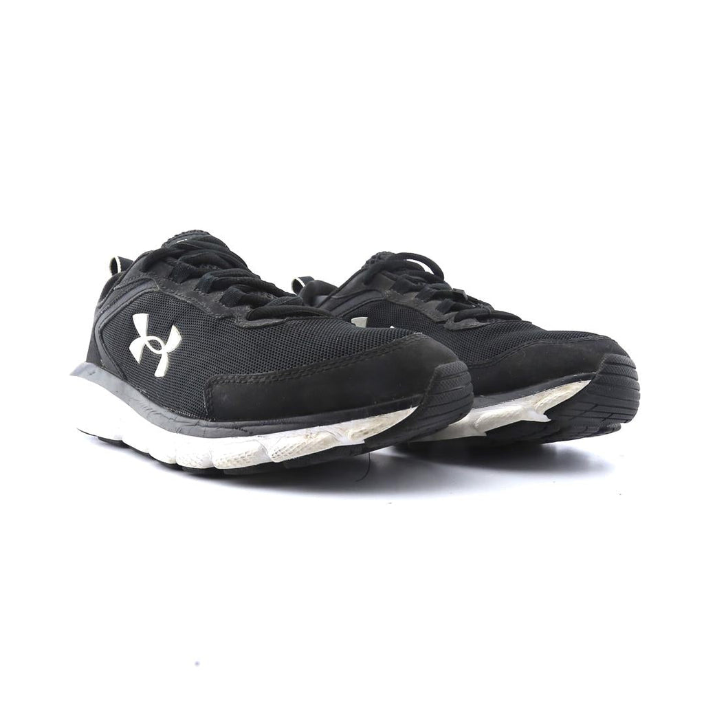 UNDER ARMOUR ASSERT 9