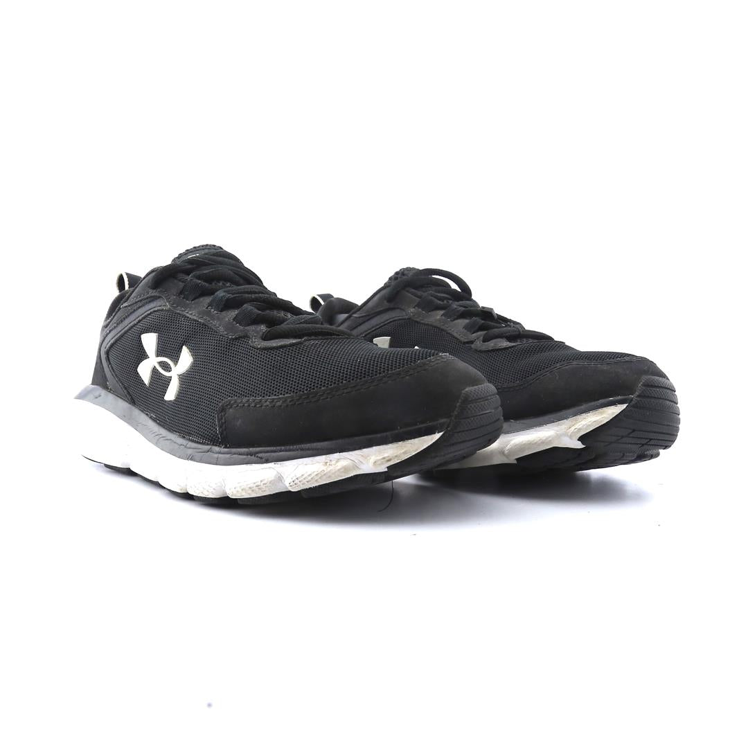 UNDER ARMOUR ASSERT 9
