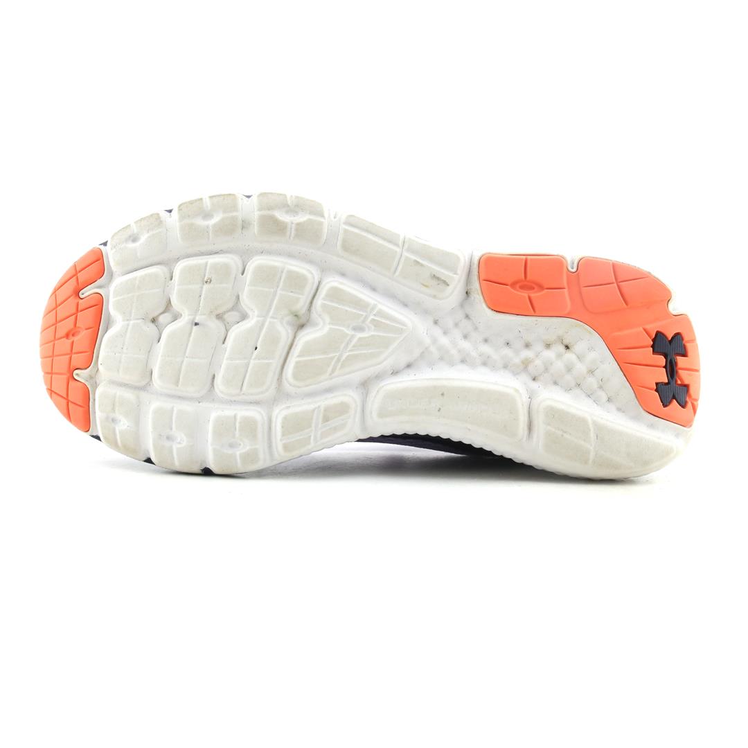 UNDER ARMOUR CHARGED ROGUE 3
