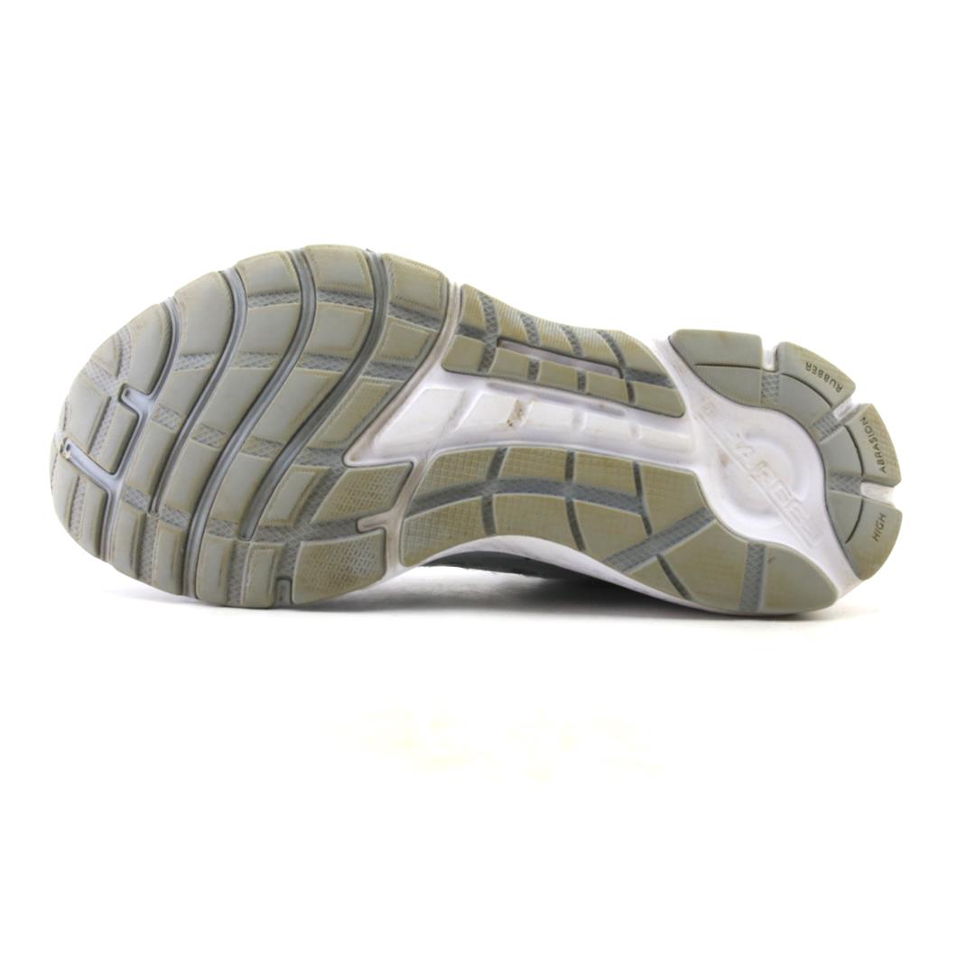 UNDER ARMOUR CHARGED ESCAPE 3