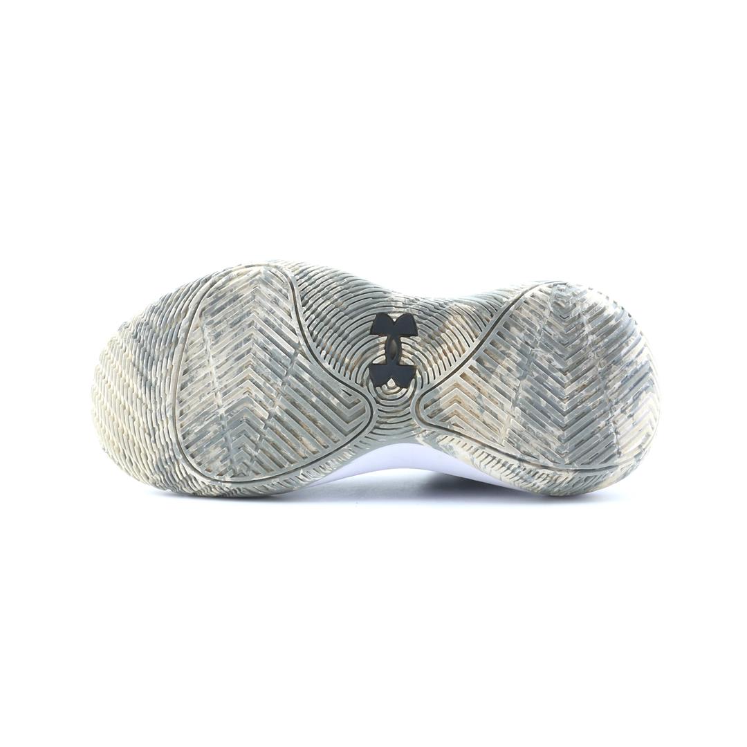UNDER ARMOUR JET '21