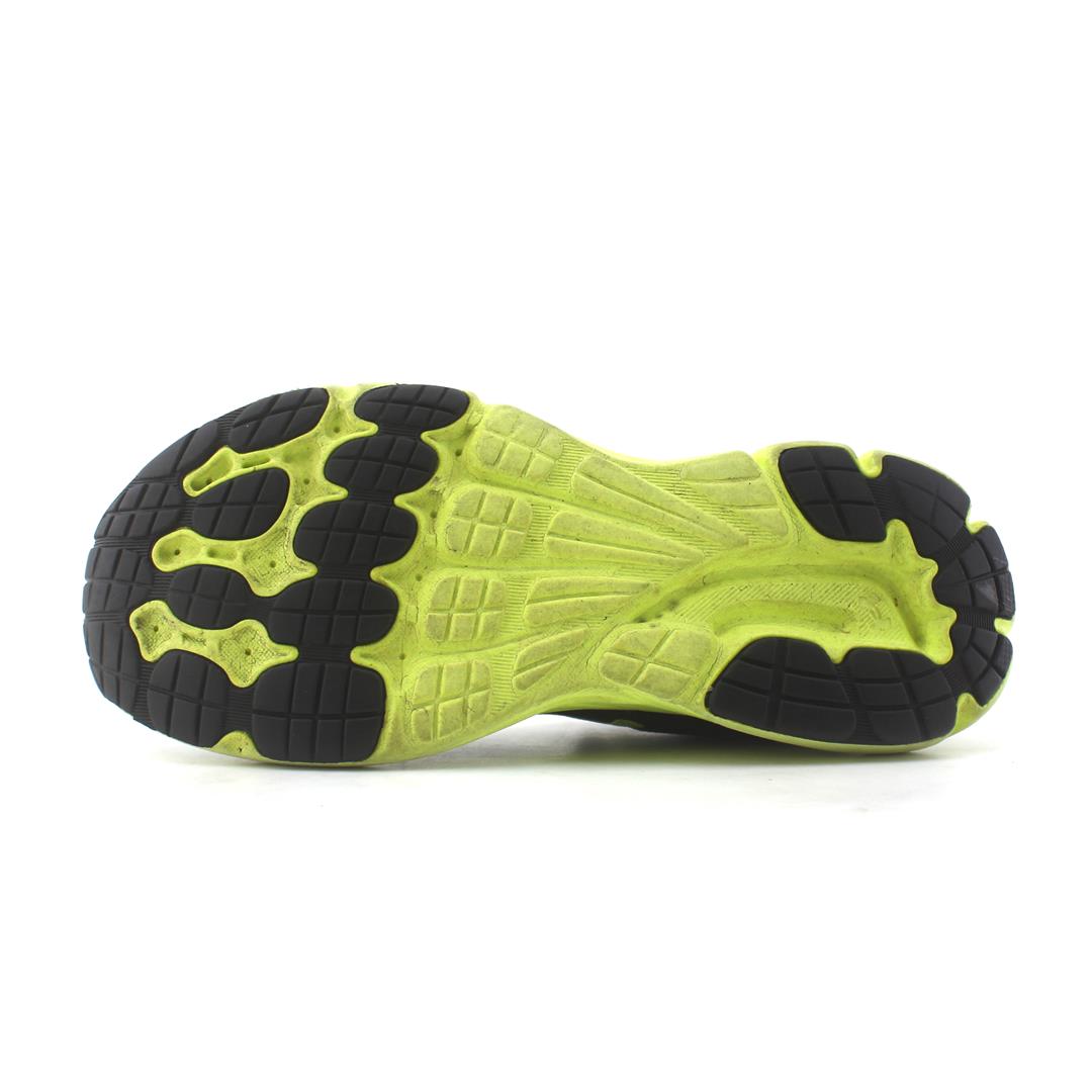 UNDER ARMOUR  RAVE 2