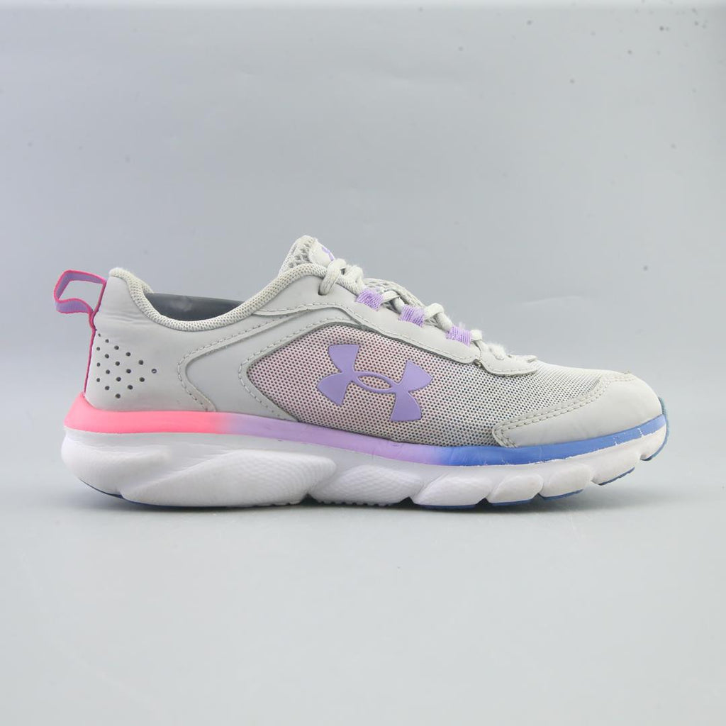 UNDER ARMOUR CHARGED ASSERT 9