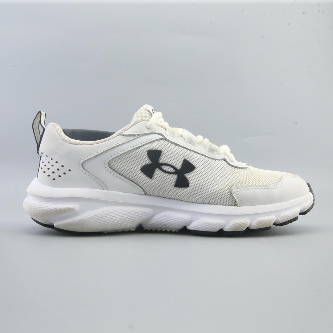 UNDER ARMOUR CHARGED ASSERT 9