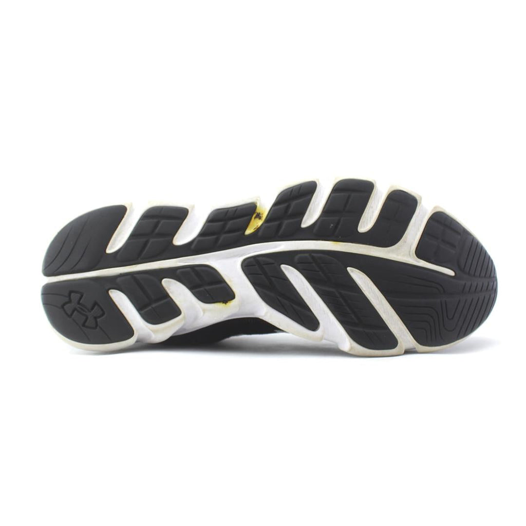 UNDER ARMOUR ASSERT 7