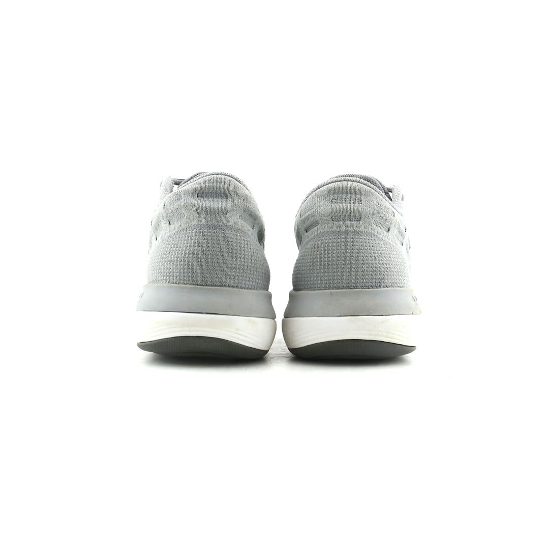 UNDER ARMOUR THREADBORNE SLINGFLEX