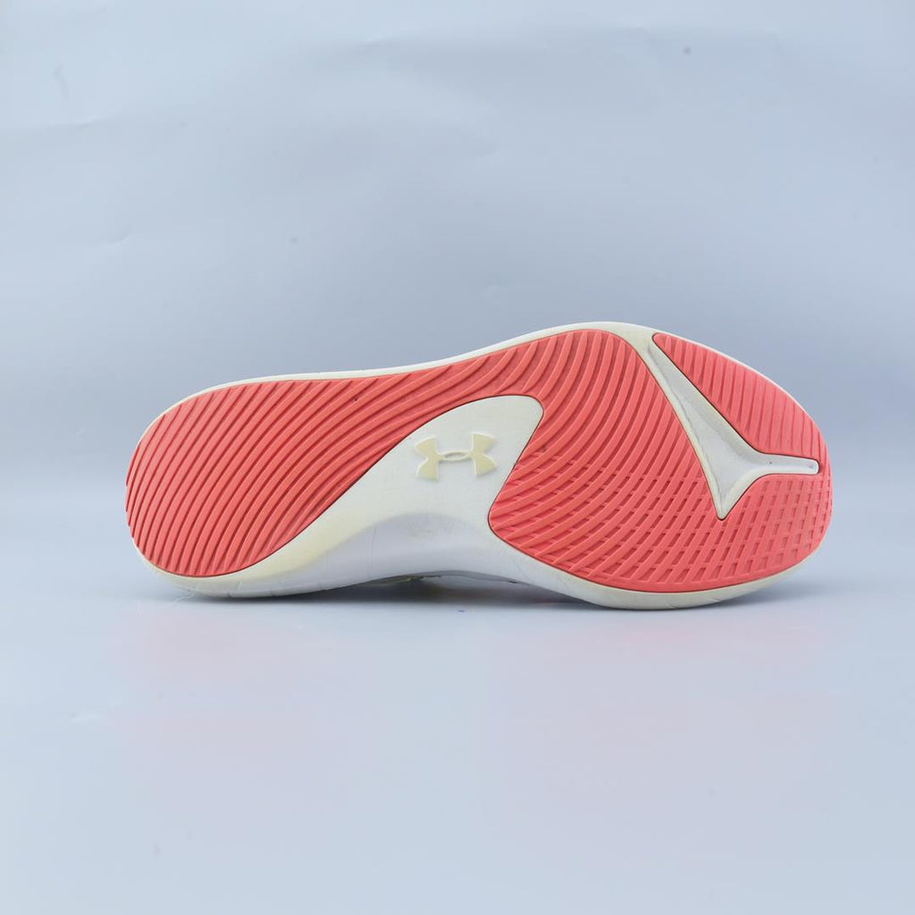 UNDER ARMOUR  INFINITY