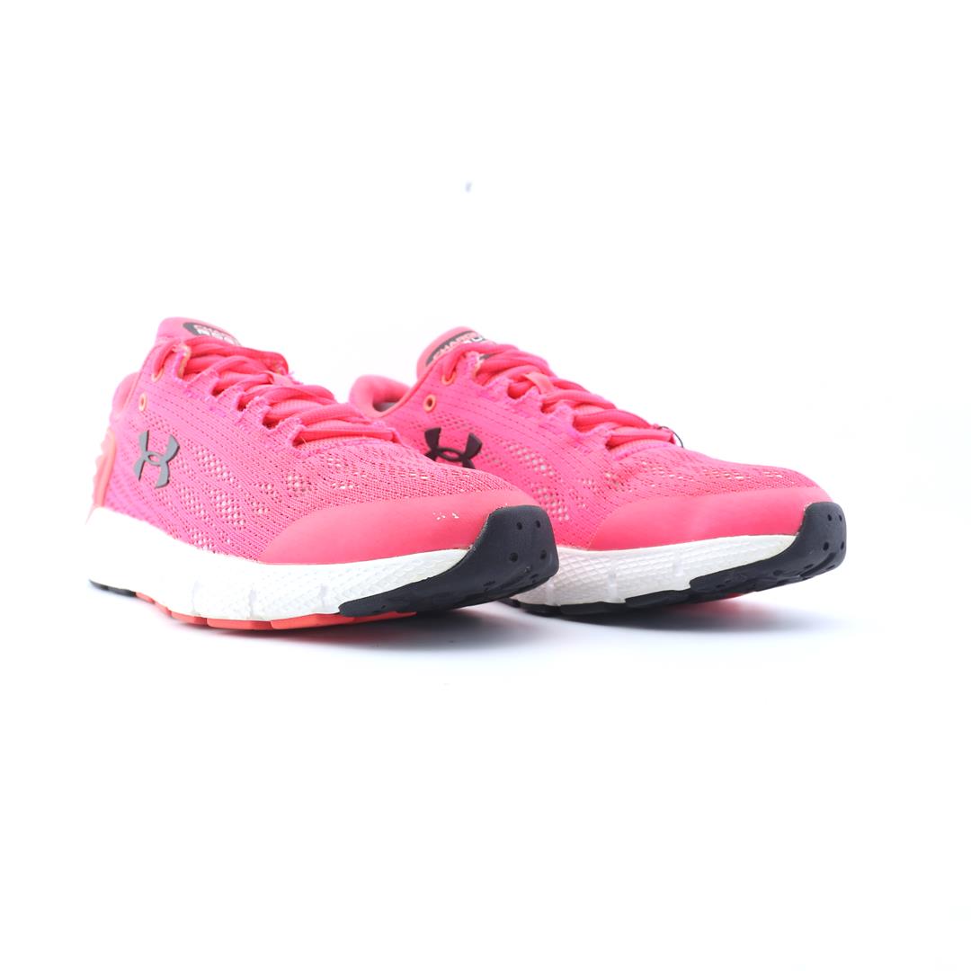 UNDER ARMOUR CHARGED ROGUE