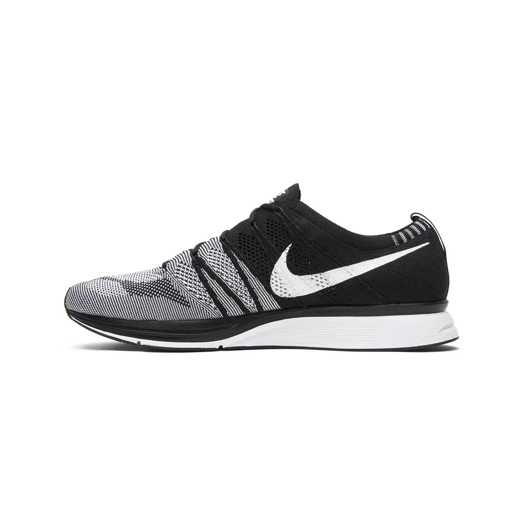 Nike Flyknit Trainer 'Oreo' (2018)