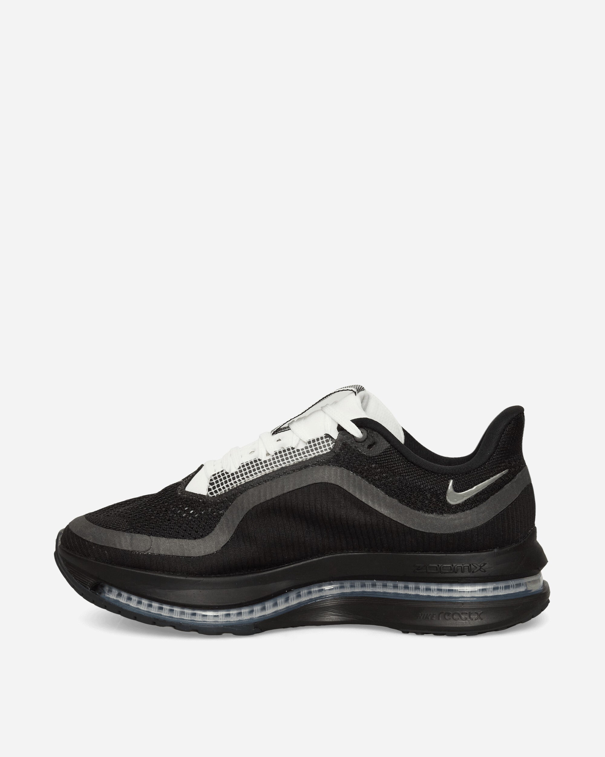 Pegasus Premium Sneakers Black / White