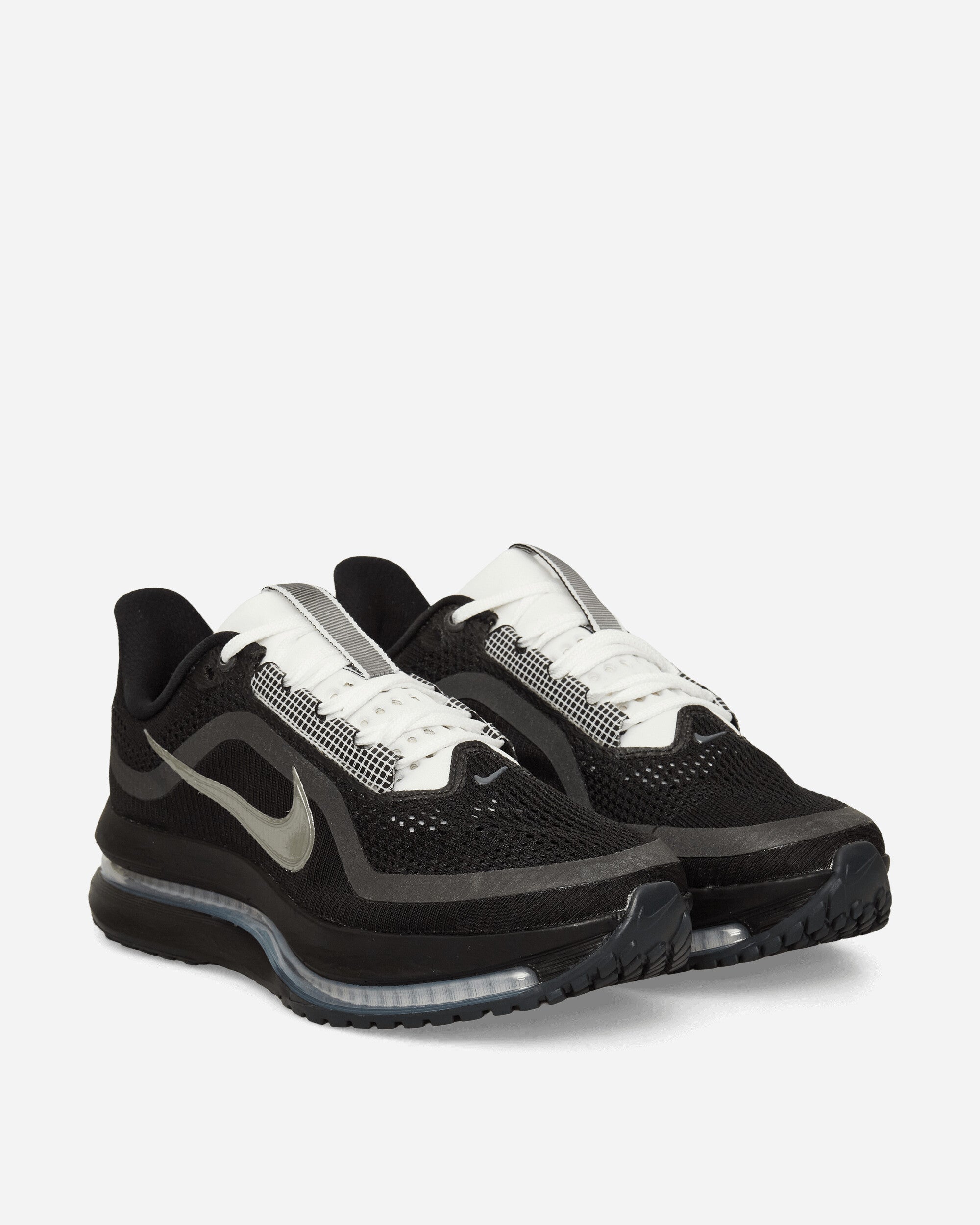 Pegasus Premium Sneakers Black / White