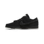 Nike SB Dunk Low x Gnarhunters 'Black' (2022)