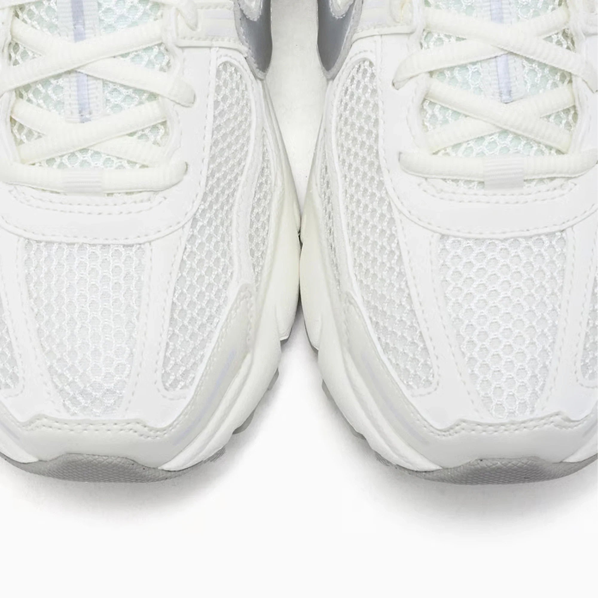 Nike Zoom Vomero 5 'Sail Vast Grey Metallic Silver'