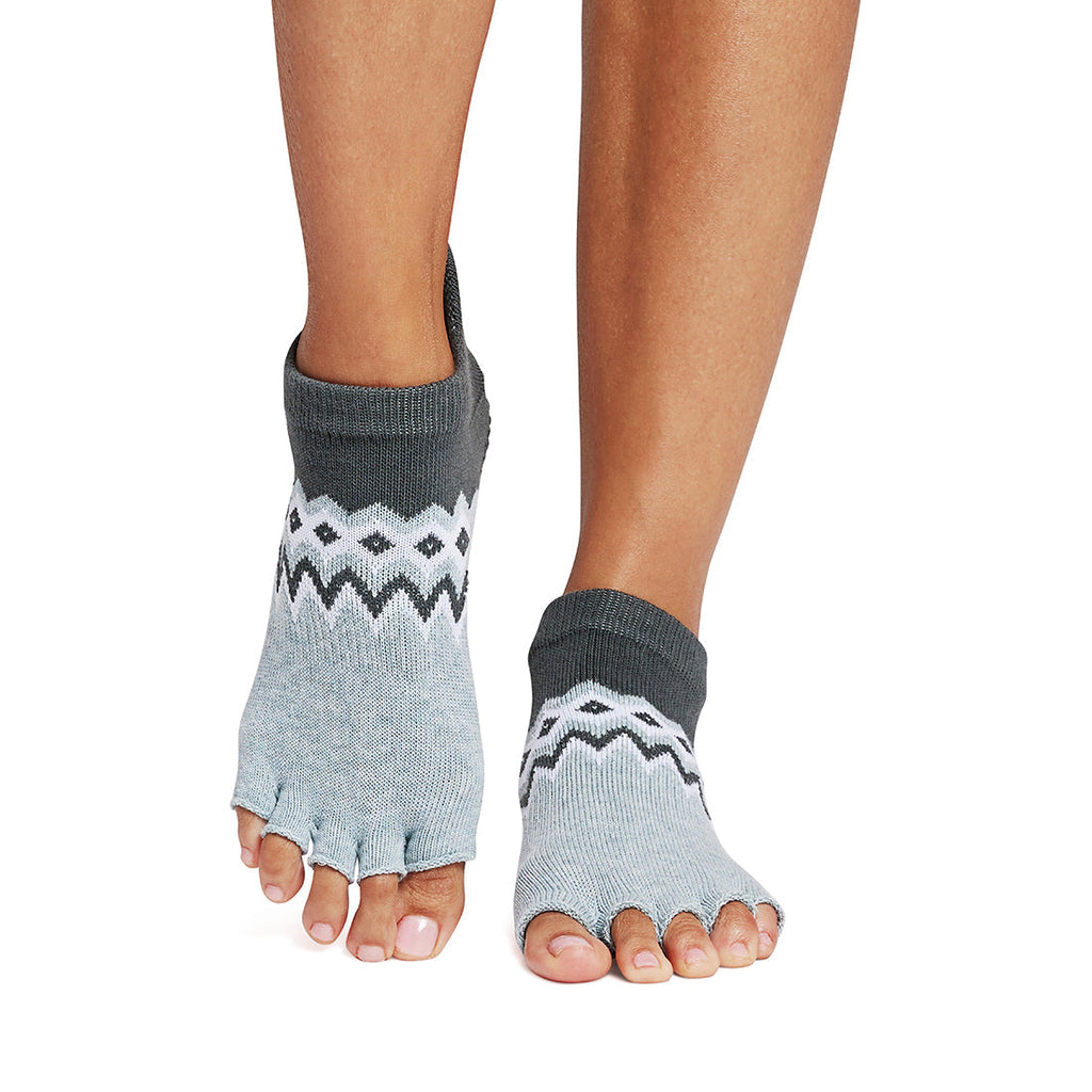 Half Toe Low Rise Grip Socks