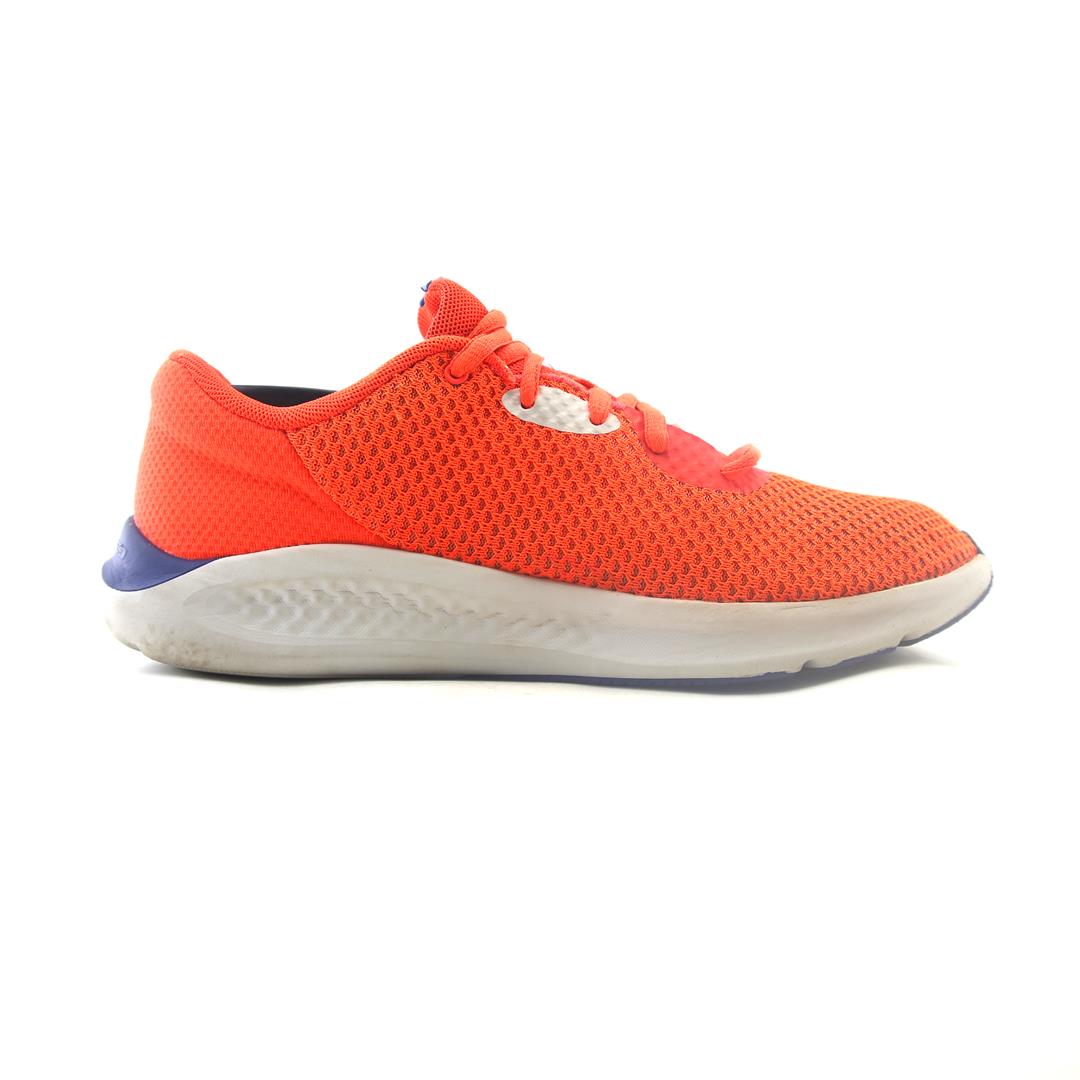 UNDER ARMOUR  CHARGED PURSUIT