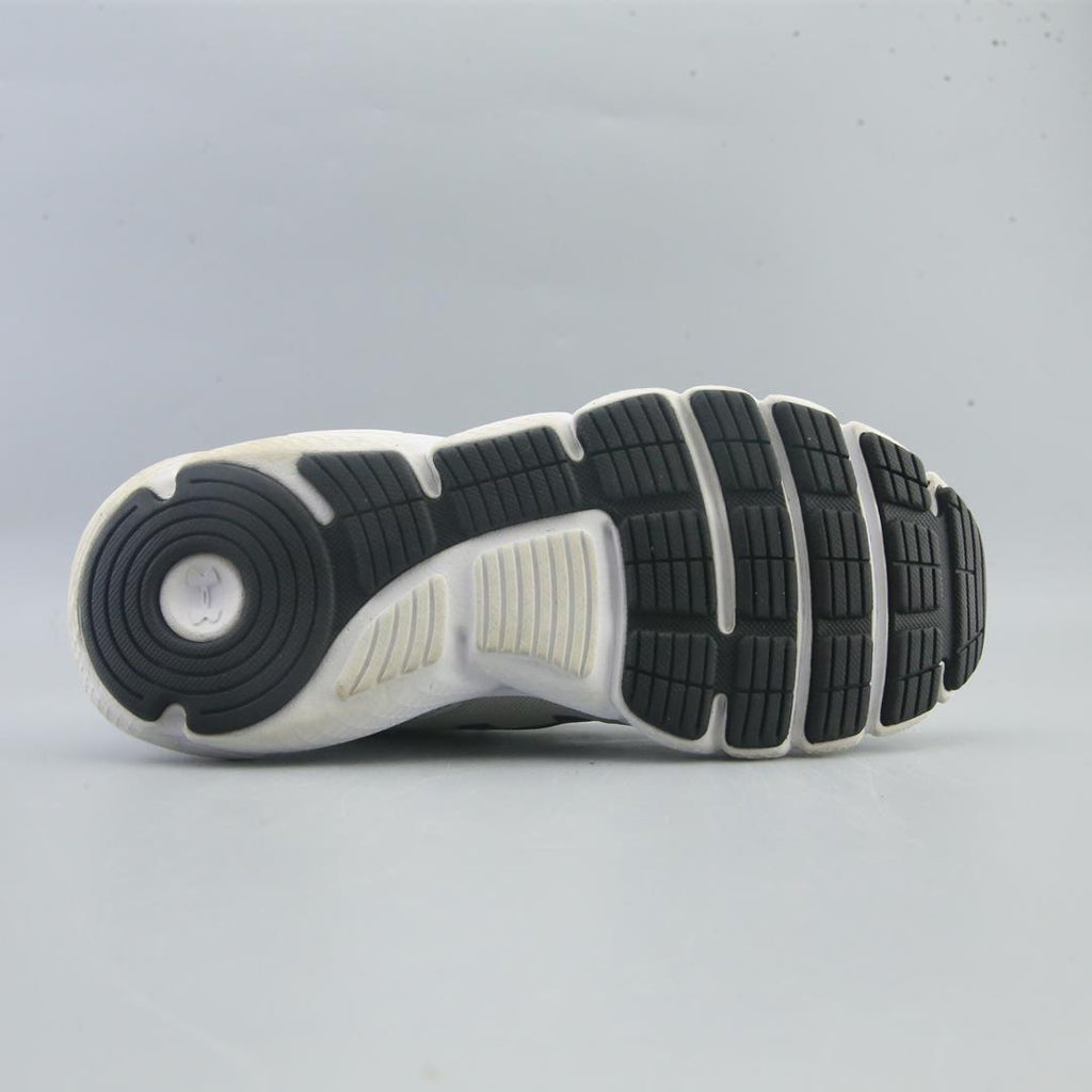 UNDER ARMOUR CHARGED ASSERT 9