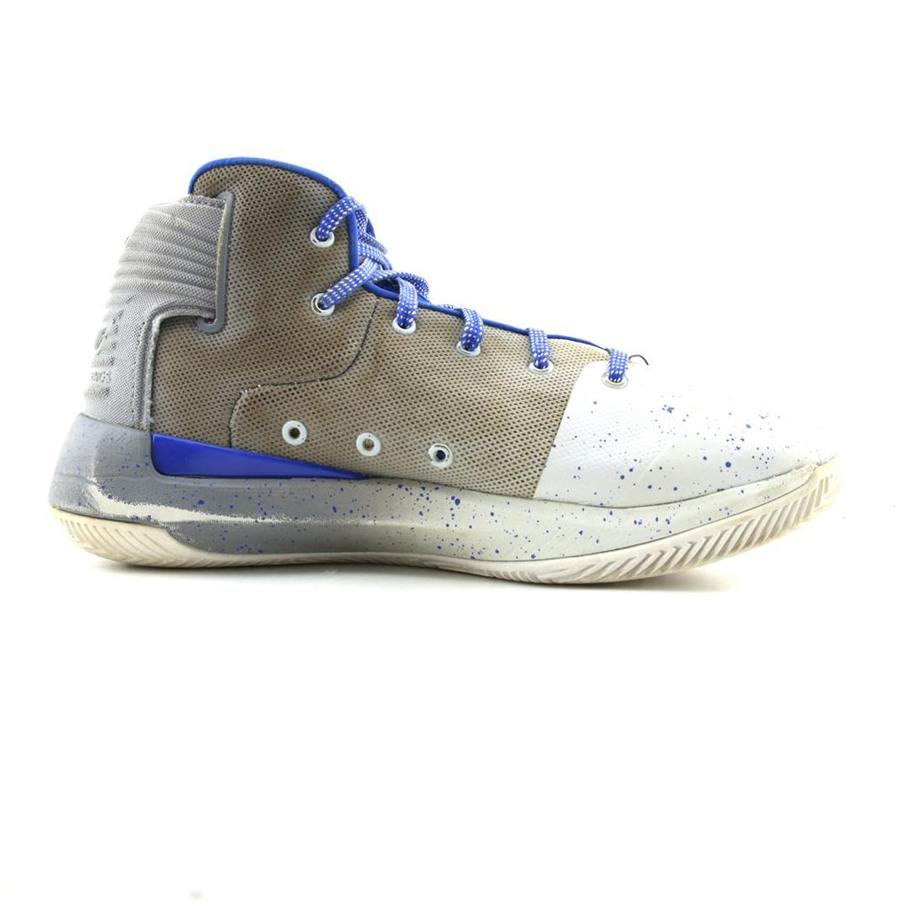 UNDER ARMOUR CURRY