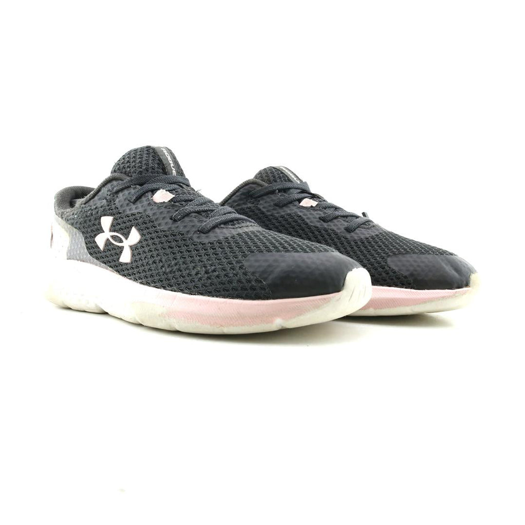 UNDER ARMOUR ROGUE 3