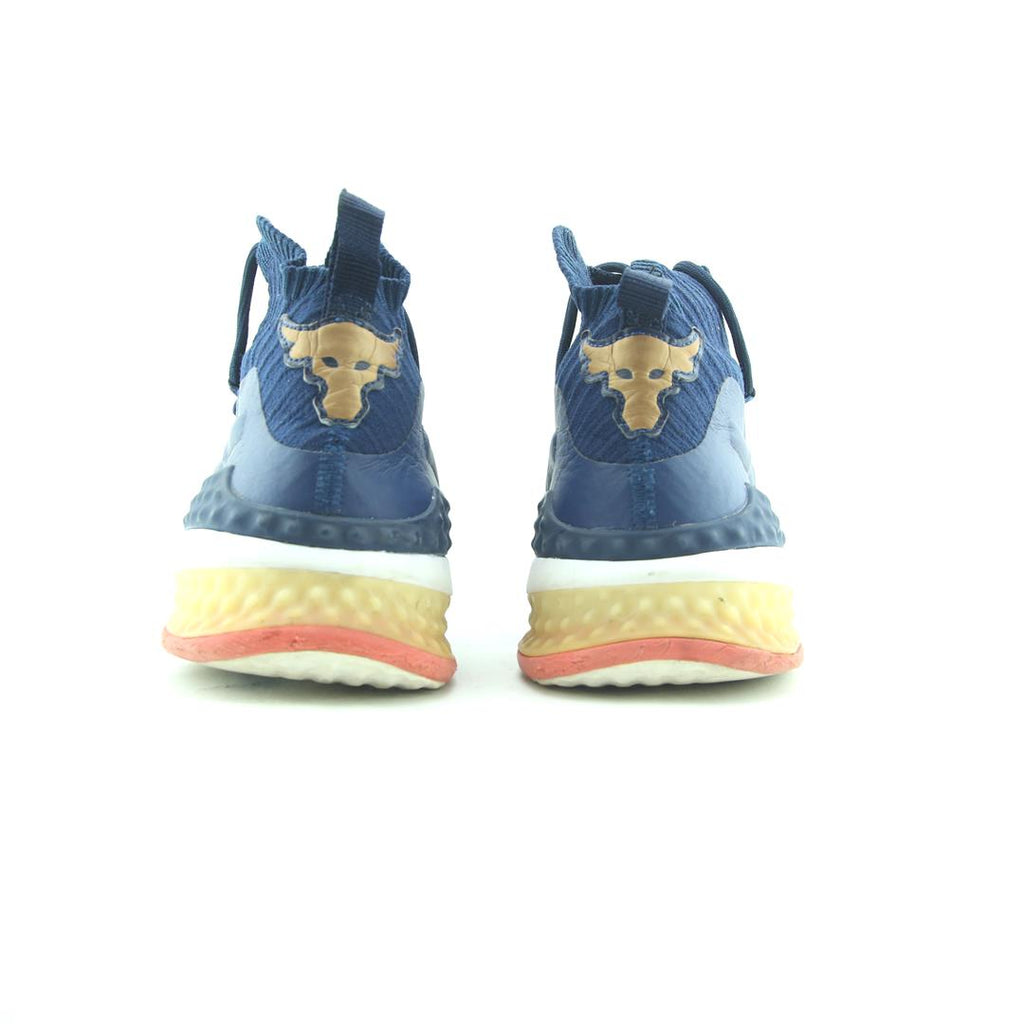UNDER ARMOUR BLOOD SWEAT RESPECT