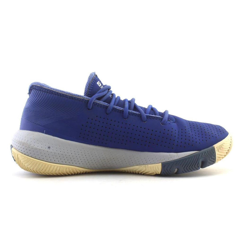 UNDER ARMOUR  UA SC 3ZERO III