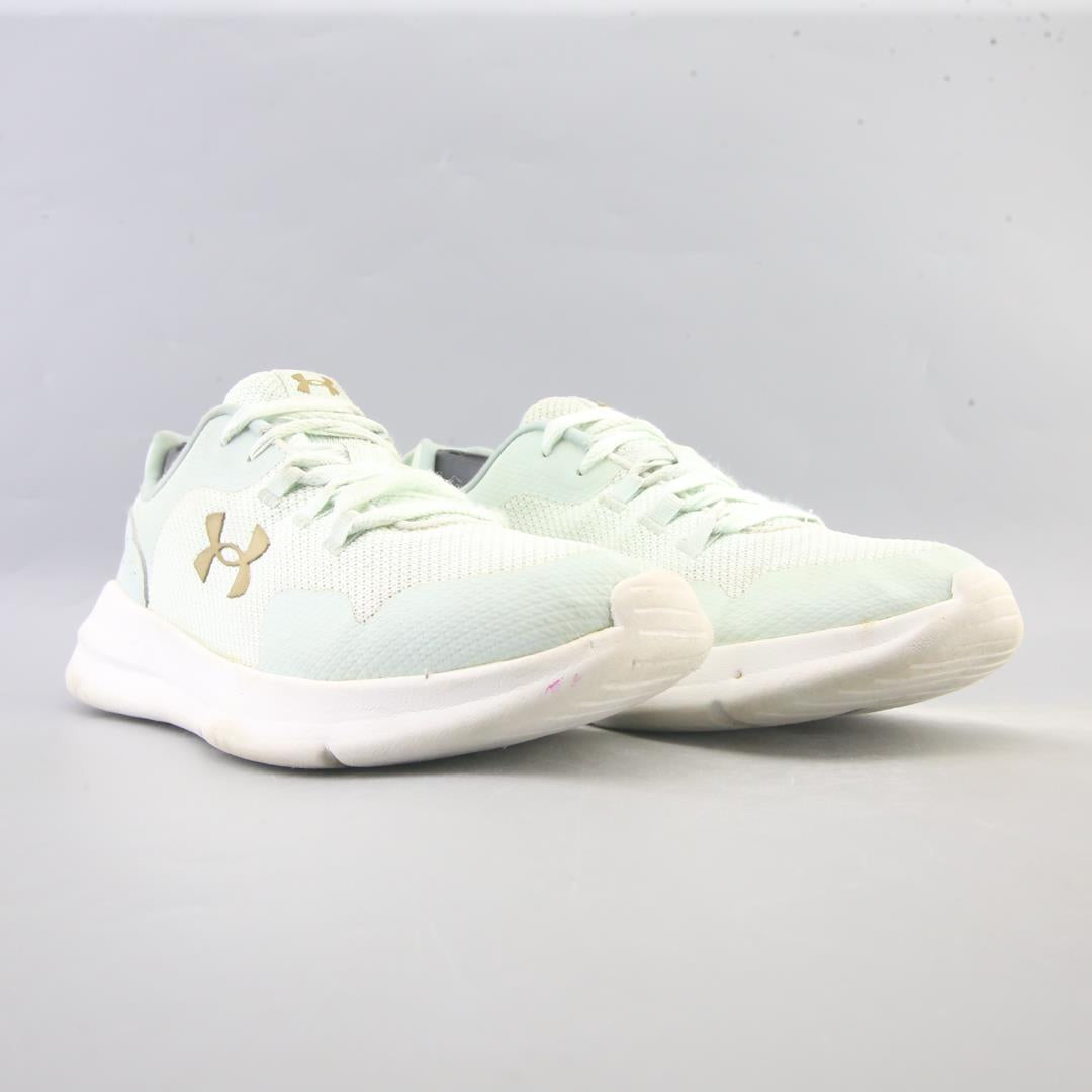 UNDER ARMOUR  ESSENTIAL